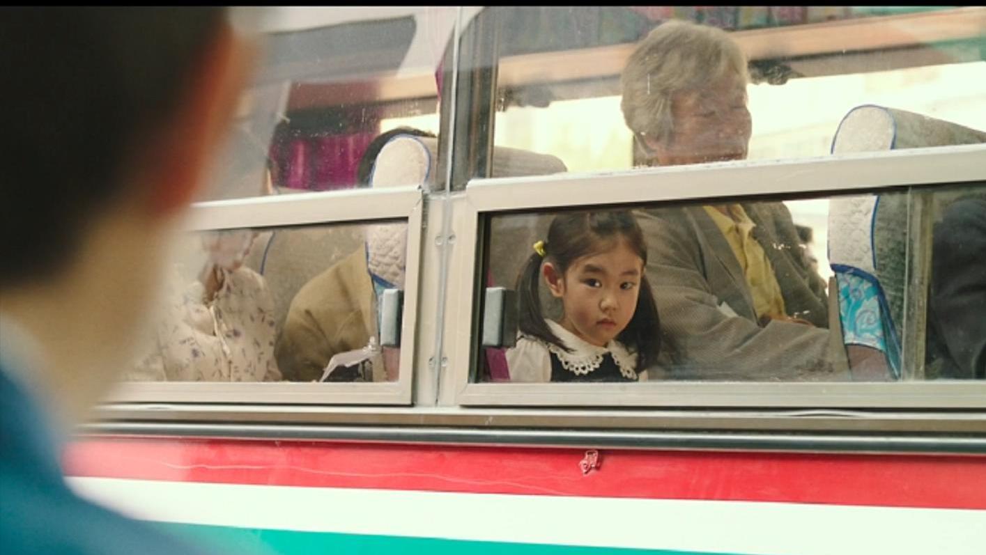 一上映就夺得韩国电影票房冠军，赶超《阿凡达》的纪录，不容错过