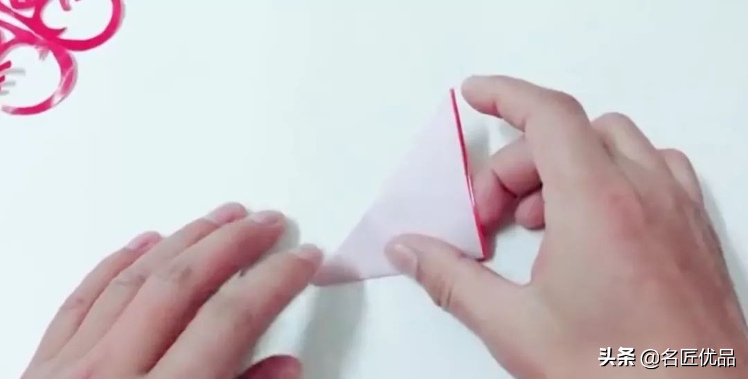 利用窗花做灯笼红包,元旦节剪的窗花灯笼