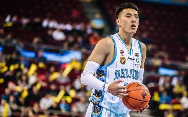 北京首钢王朝时期球员,北京首钢队球员名单邱天