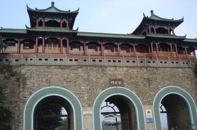 李渊当了8年皇帝，因“玄武门”之变让位儿子，他并非真心让位？