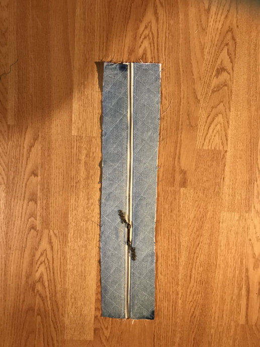 旧牛仔裤的废物利用改造,牛仔裤改双肩背包教程