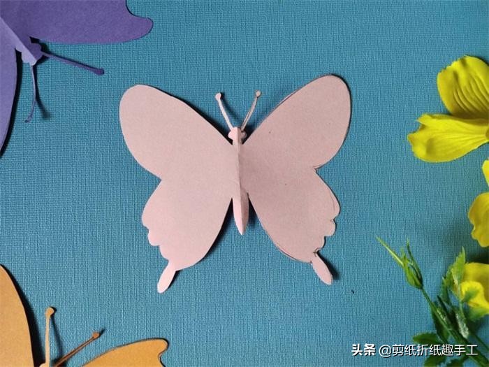 幼儿园手工剪纸蝴蝶图案大全,蝴蝶剪纸窗花简单又漂亮中国风