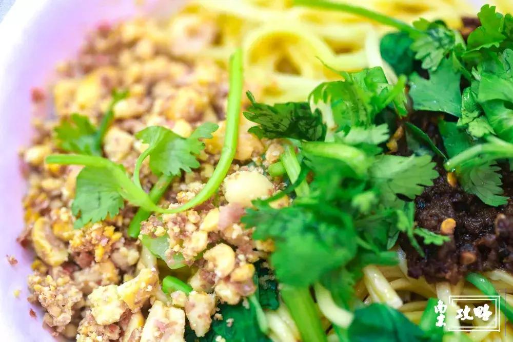 南京最有特点的小巷子,南京小巷美食一条街