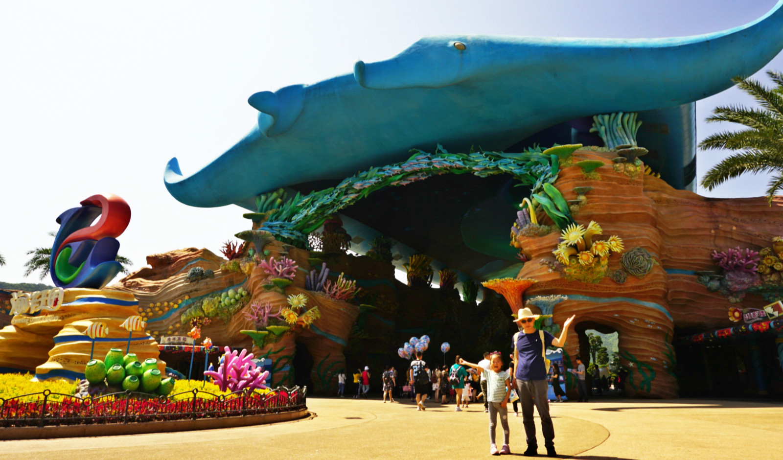 常州恐龙园和珠海长隆哪个好玩,珠海长隆海洋王国好玩吗