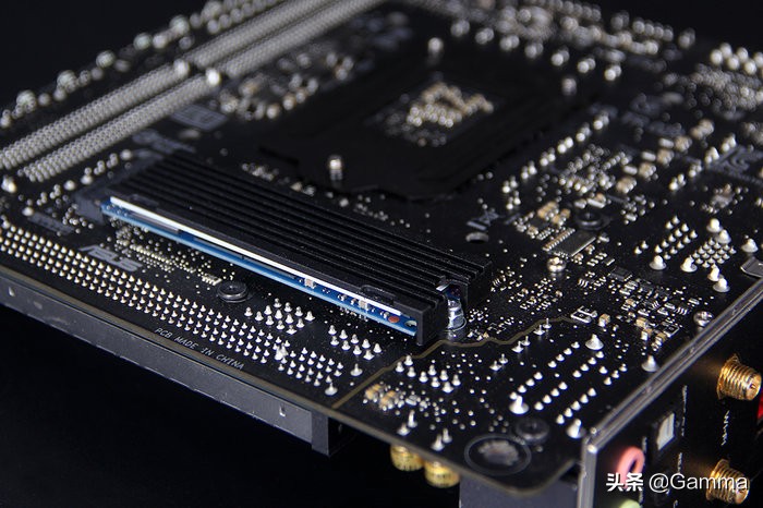 公认散热好的itx机箱,支持240水冷和RGB光控的itx机箱