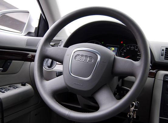 5万买精品奥迪a4l,5万左右的四眼灯车