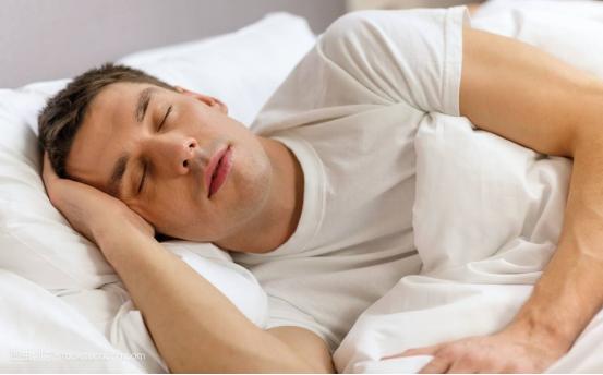 睡眠呼吸暂停综合征与心血管疾病,早醒和睡眠少和心血管有什么关系