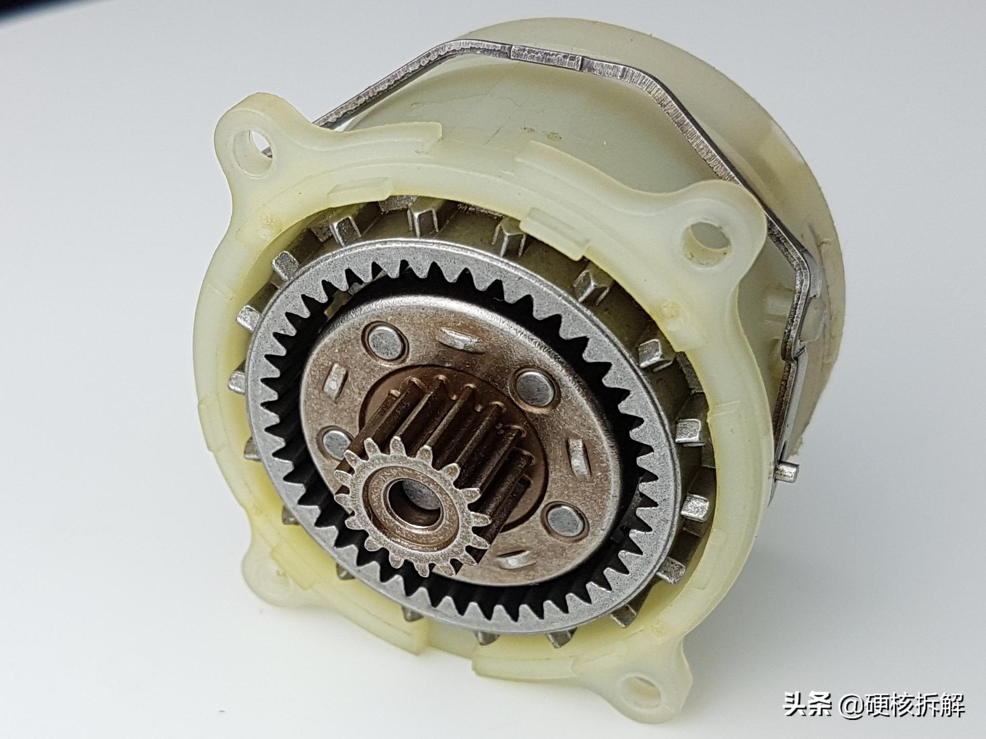 博世有刷电钻齿轮拆卸,博世电钻齿轮拆解视频