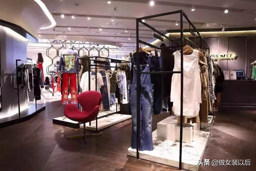 她在衰落时被温州大佬收购，如今竟逆袭成女装品牌前列？牛逼