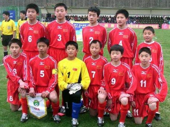 国足的希望来了吗,姆巴佩来看国足