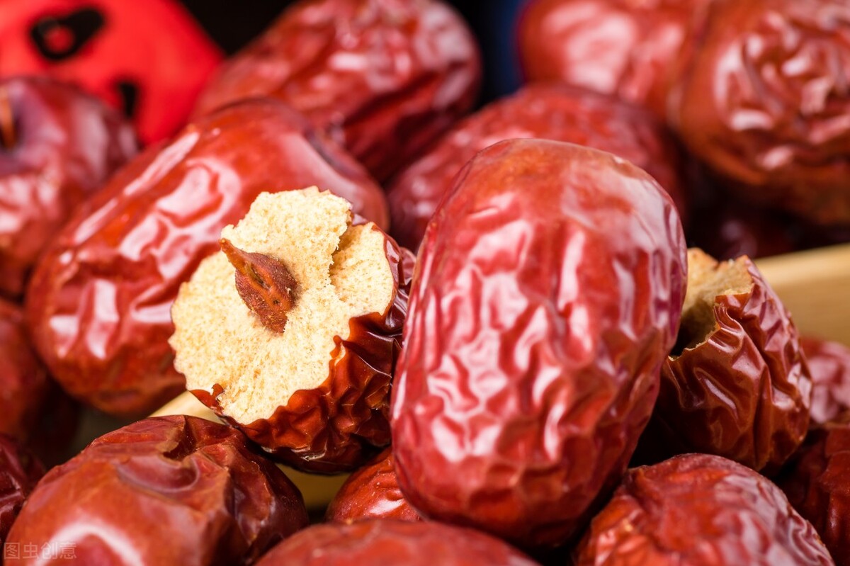 红枣补脾安神养血的方法,能养血安神的药物是大枣