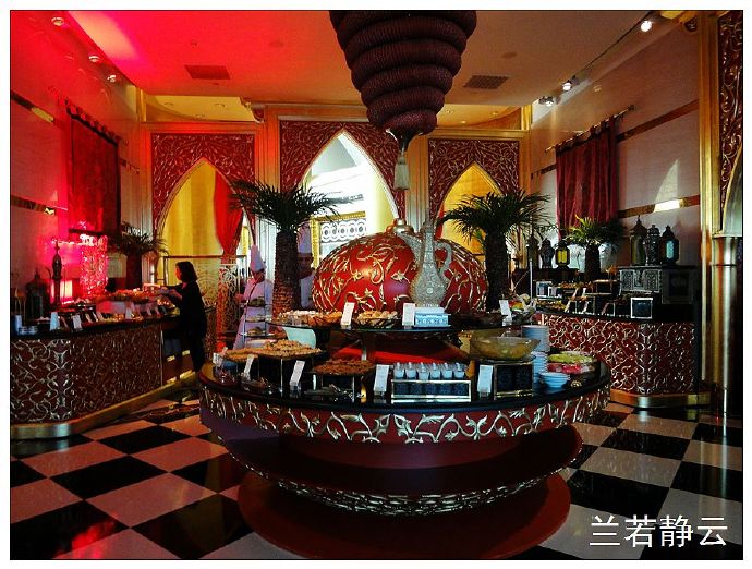 享用迪拜帆船酒店早餐,迪拜七星帆船酒店附近美食