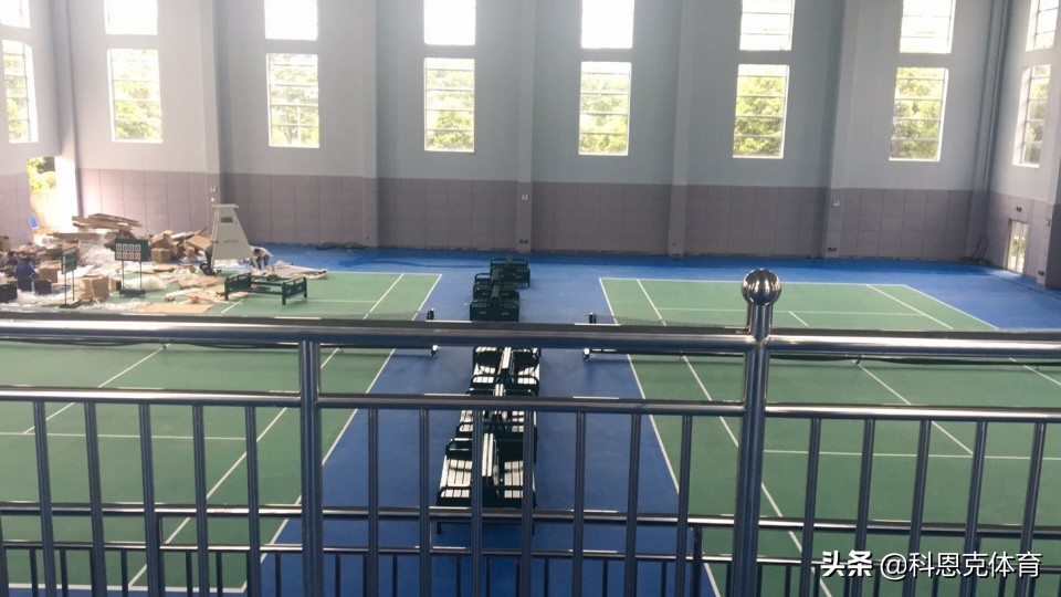 塑胶网球场怎么清扫,塑胶网球场建设方案
