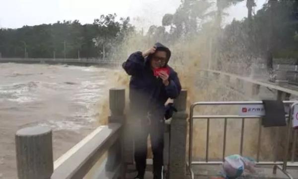 记者节是一个不放假的节日,不放假的记者节