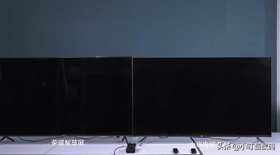 卢伟冰拆机翻车,小米光荣电视最新拆机对比