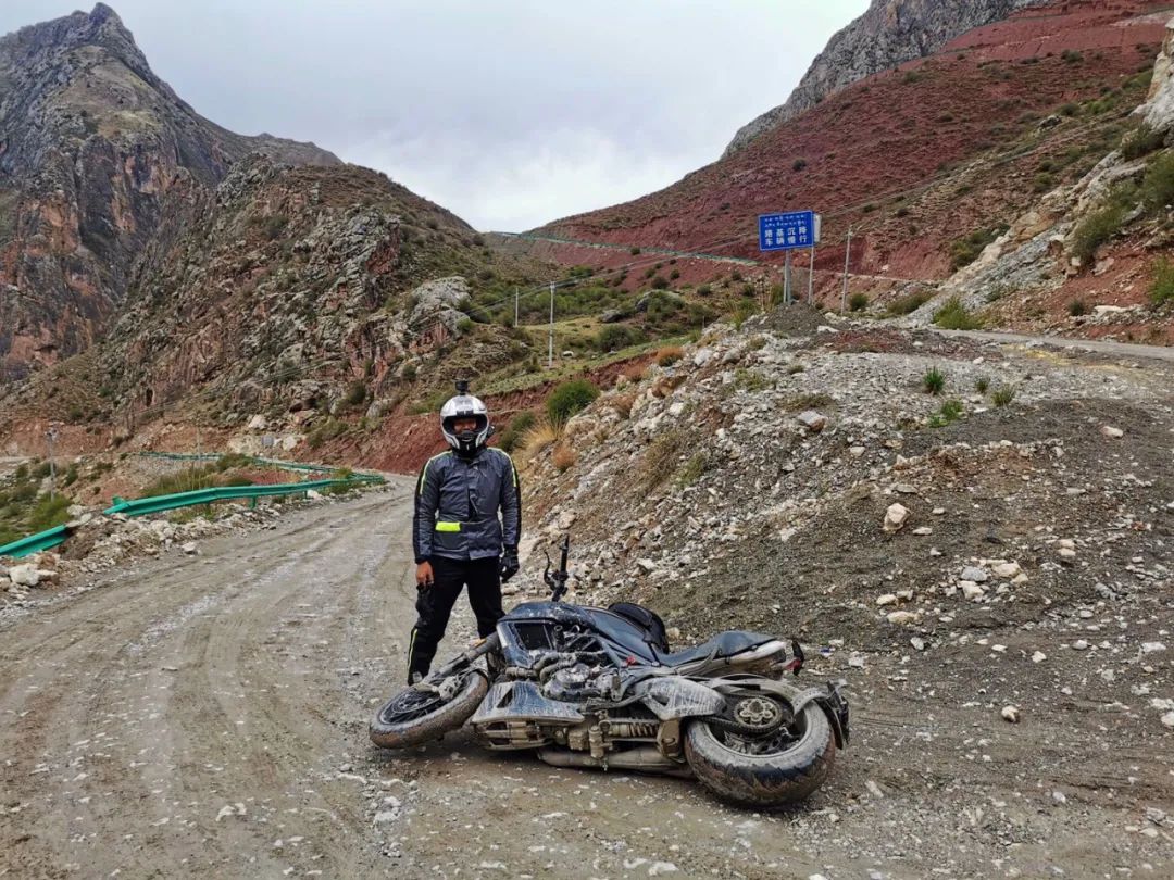 4天4000公里进藏,骑着大魔鬼进藏13天4000多公里