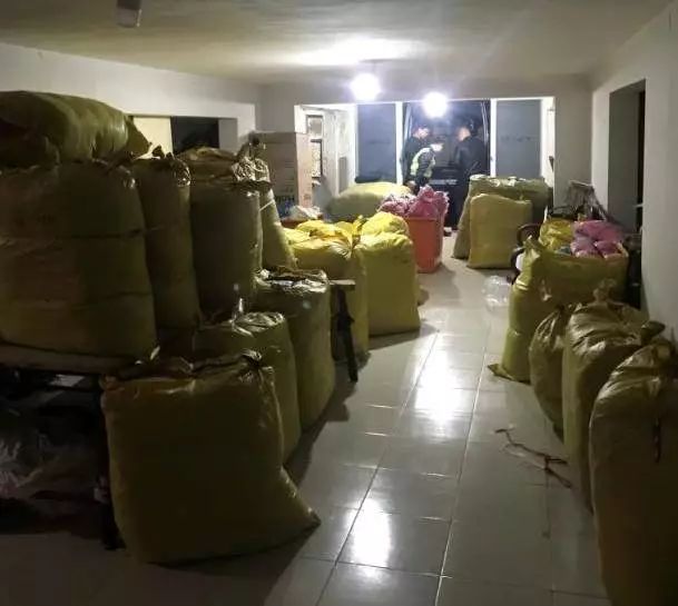 你家孩子买的哪款羽绒服,价格低的儿童羽绒服能穿吗