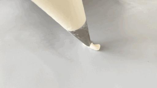 教人如何裱花视频讲解教程,蛋糕裱花必须知道的几种表现手法