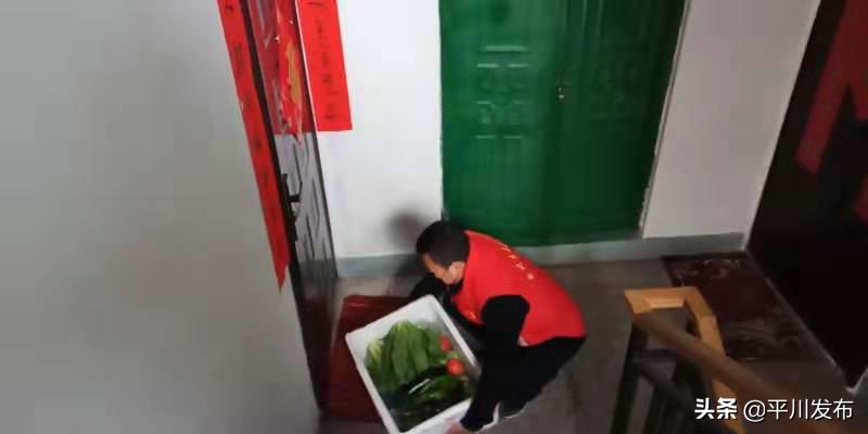 平川区兴平路街道广场社区：全面摸底排查，做好疫情监测、管控和信息上报工作