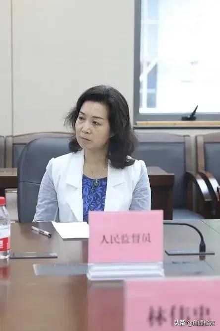 外卖小哥走进派出所这一幕太暖了,深夜外卖小哥暖心一幕