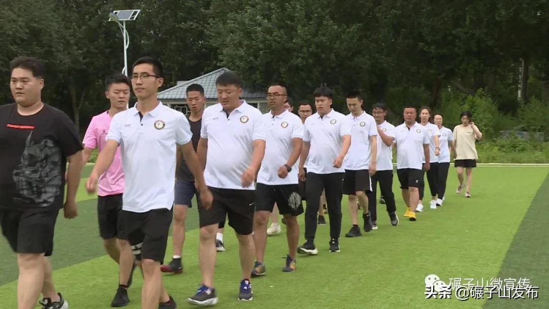 足球国家二级裁判培训,乌鲁木齐足球协会三级裁判员培训