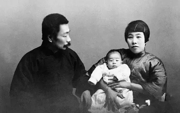 泪崩！1年1张，百年上海，老底子上海人都看哭了！