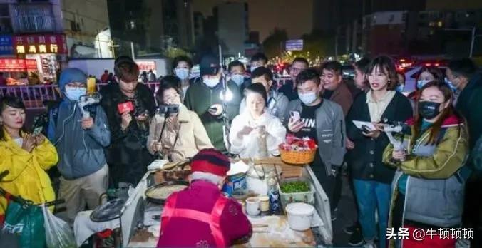 网红经济中的流量是双刃剑,网红经济该何去何从