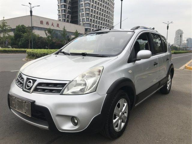 新款六座日产骊威,2020款日产骊威内饰图片