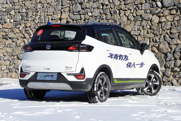 7万至8万纯电新能源车续航400公里,代步新能源汽车性价比最高2023款