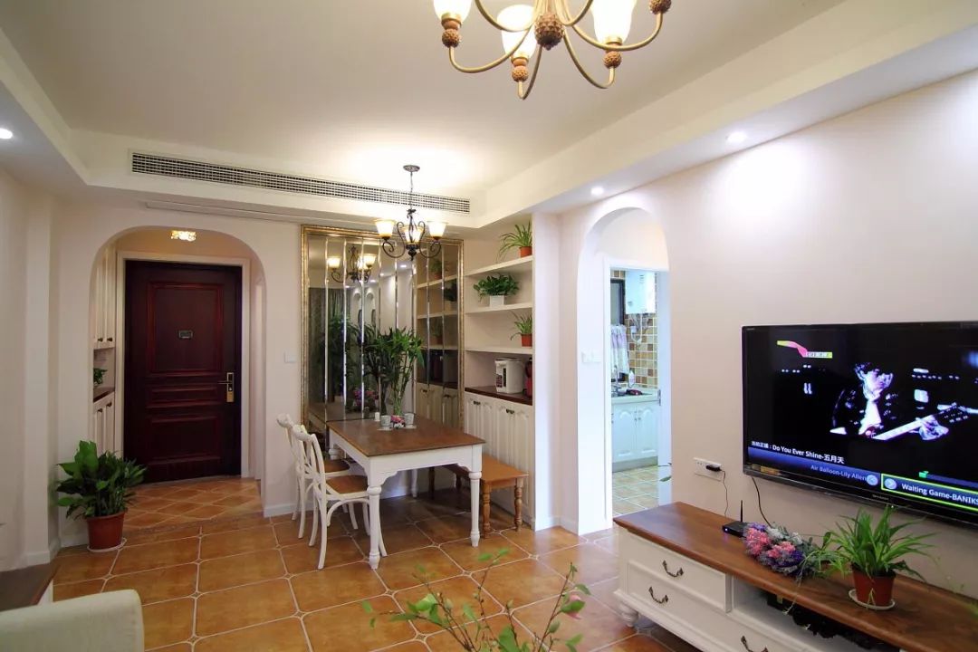 餐边柜酒柜设计现代简约,小户型餐柜酒柜设计