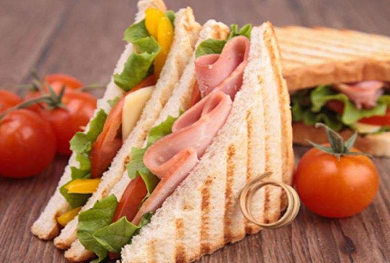 西多士三明治家庭做法,西多士空气炸锅三明治鸡蛋