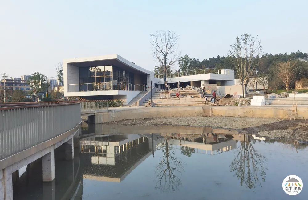 临平体育馆改扩建有篮球场吗,体育公园篮球场施工