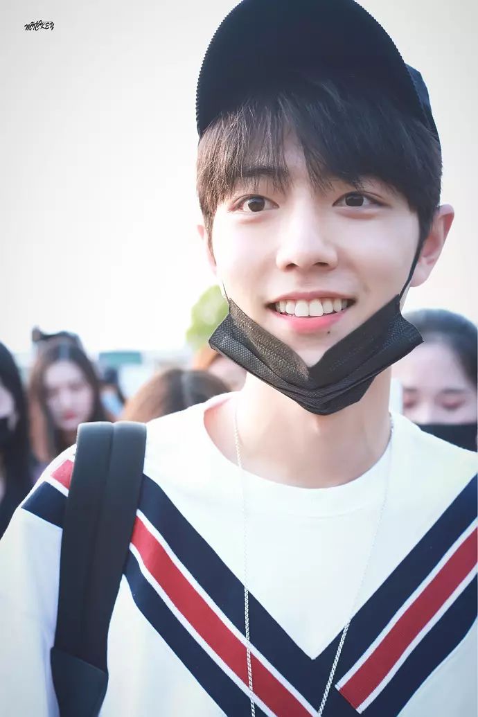 肖战怎么成为人气男神,肖战撩人的最高境界