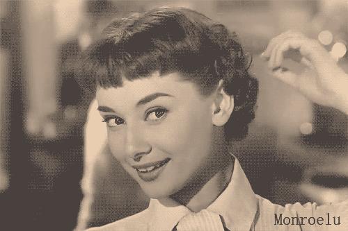 法令纹真的难看吗？奥黛丽赫本的法令纹这么迷人！你也可以做到