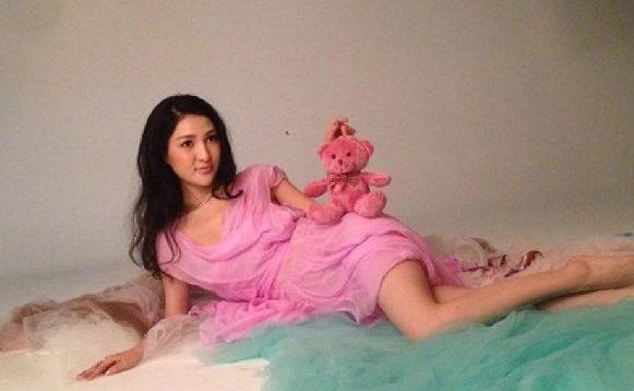 郭美美第一次进监狱判多久,回忆郭美美二次入狱始末