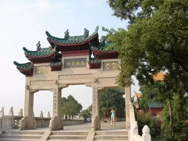 带你了解中国著名的四大名楼,中国最著名的四大名楼