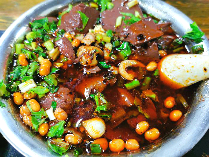 成都双流肥肠哪家好吃,成都双流肥肠血旺