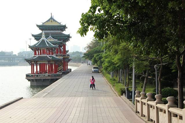 厦门龙舟池海边步道,厦门龙舟池夜景图