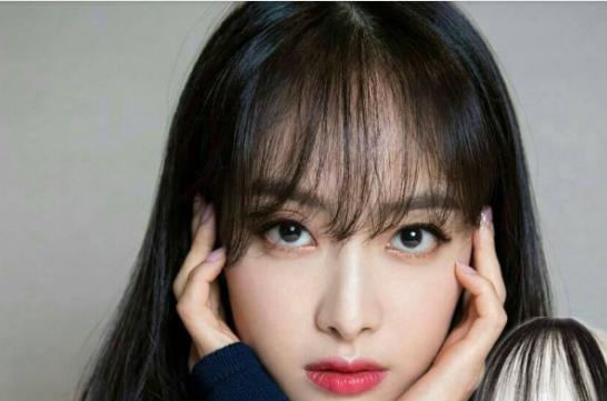 剪刘海教程法式八字刘海适合方脸,什么刘海能修饰脸颊还能露出刘海