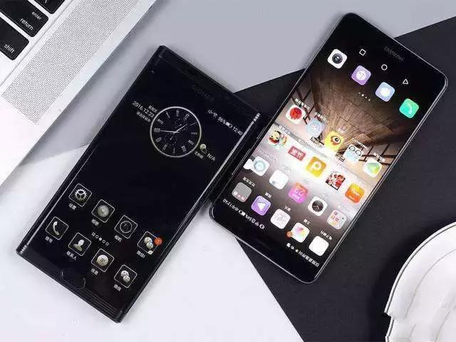 双卡双待的手机可以两个微信吗,双卡双待手机可以用两个移动卡吗