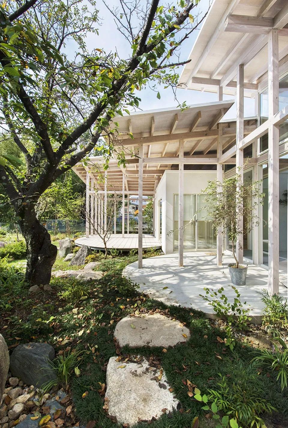 小户型极简装修风格日本,日本十几平米的房子经典设计