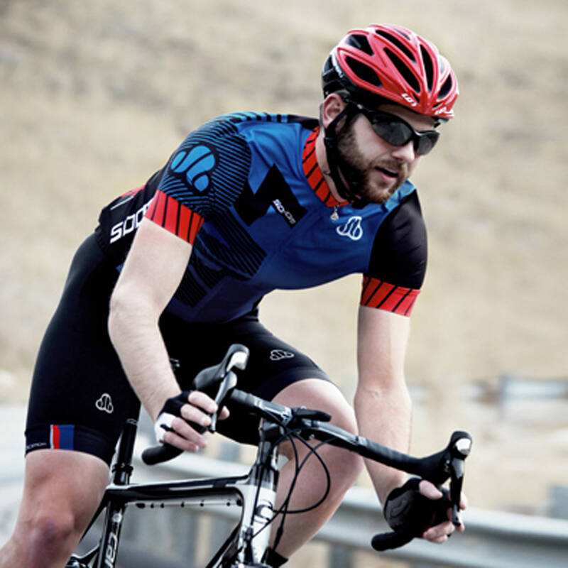 男生穿潮流衬衫搭什么裤子,夏季男友风衬衫搭配