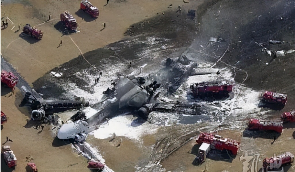 十大波音747飞机空难事件,全世界最大的空难两架波音747相撞