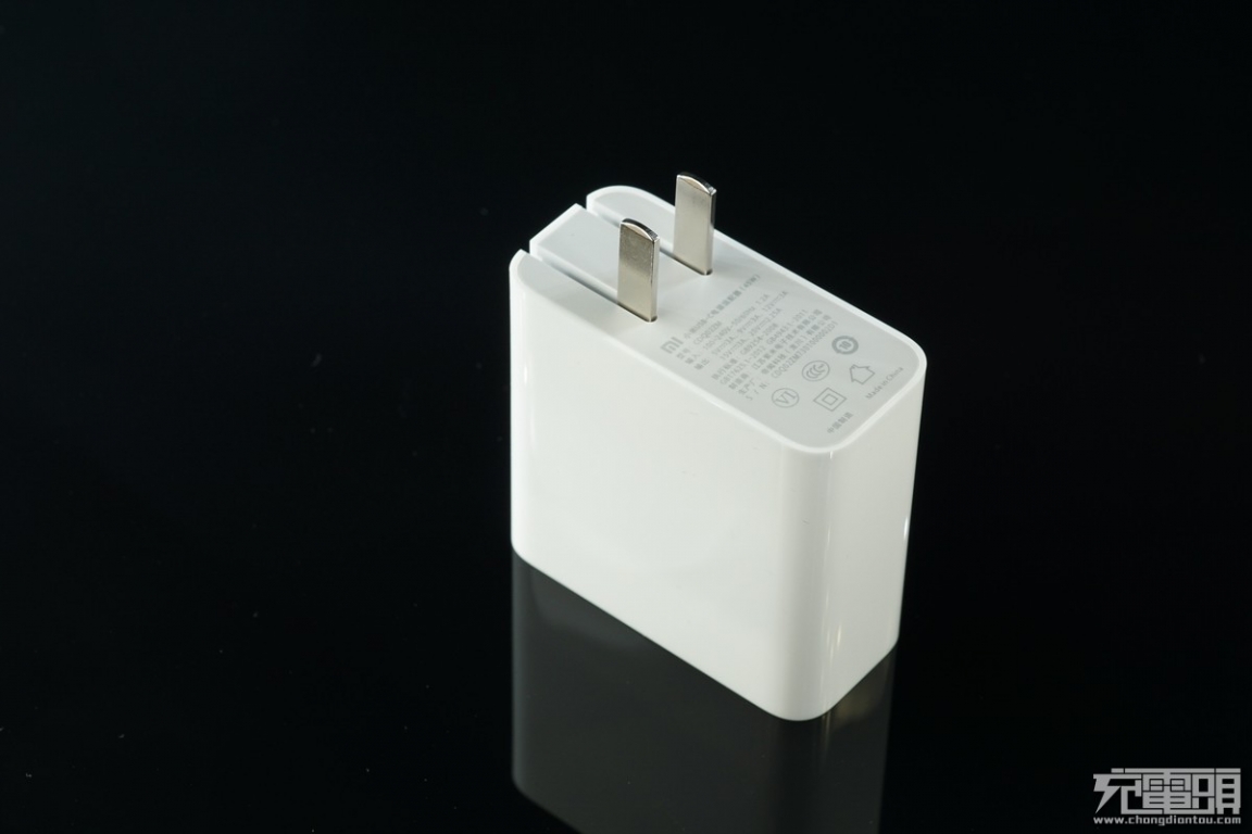 小米笔记本充电器跟哪款手机通用,小米67w的充电器支持多少pd