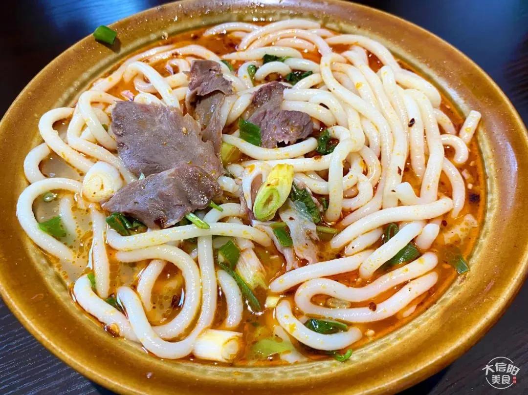 探店特点面馆,探店各地特点面馆