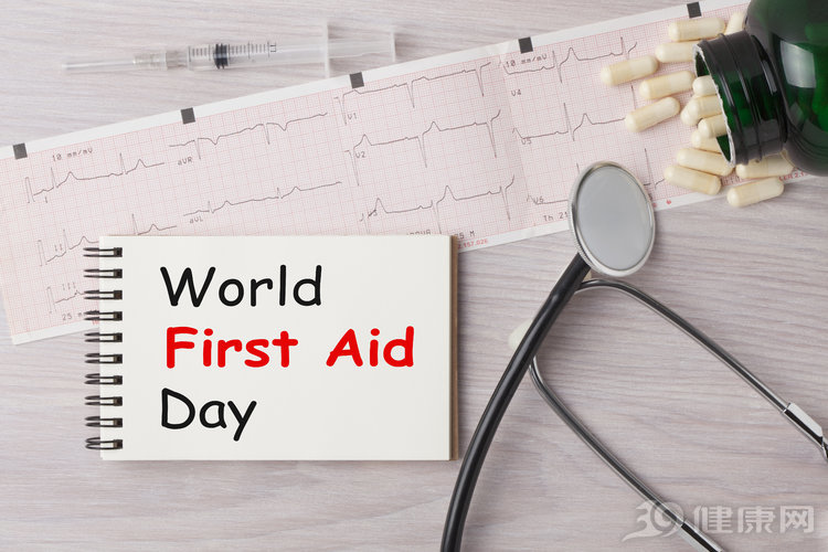 身体出现2个症状，十有八九是脑梗塞！第一时间送医院