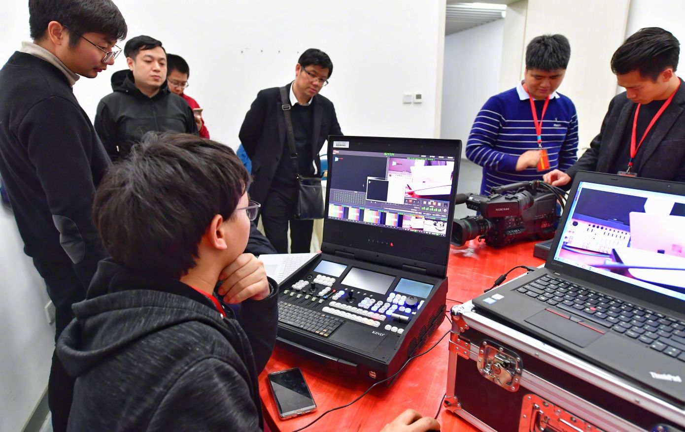 移动免费换5g手机是否需要换号,移动5g套餐用换手机卡吗