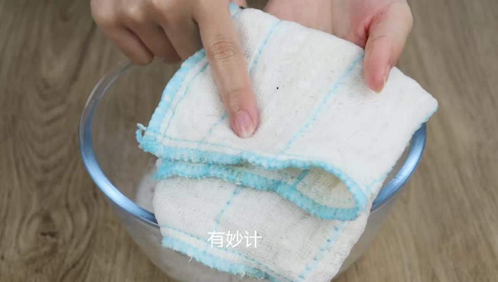 洗衣粉和白糖放在一起，解决家庭大难题，简单又实用，快学起来