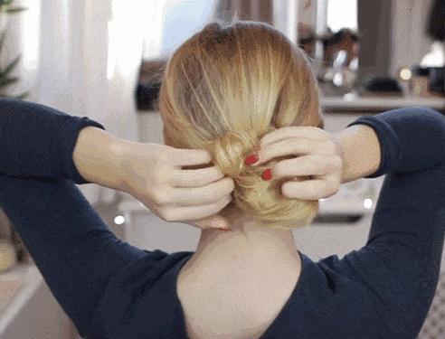 iu发型图片中短发,慵懒韩式低马尾丸子头iu