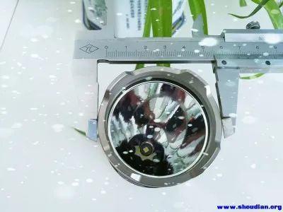 务实去华当行本色—wubenT105远射手电